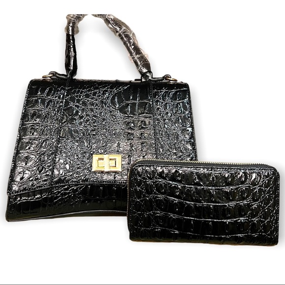 HOURGLASS BLACK EMBOSSED CROC LIKE HANDBAG PLUS WALLET - Picture 3 of 9